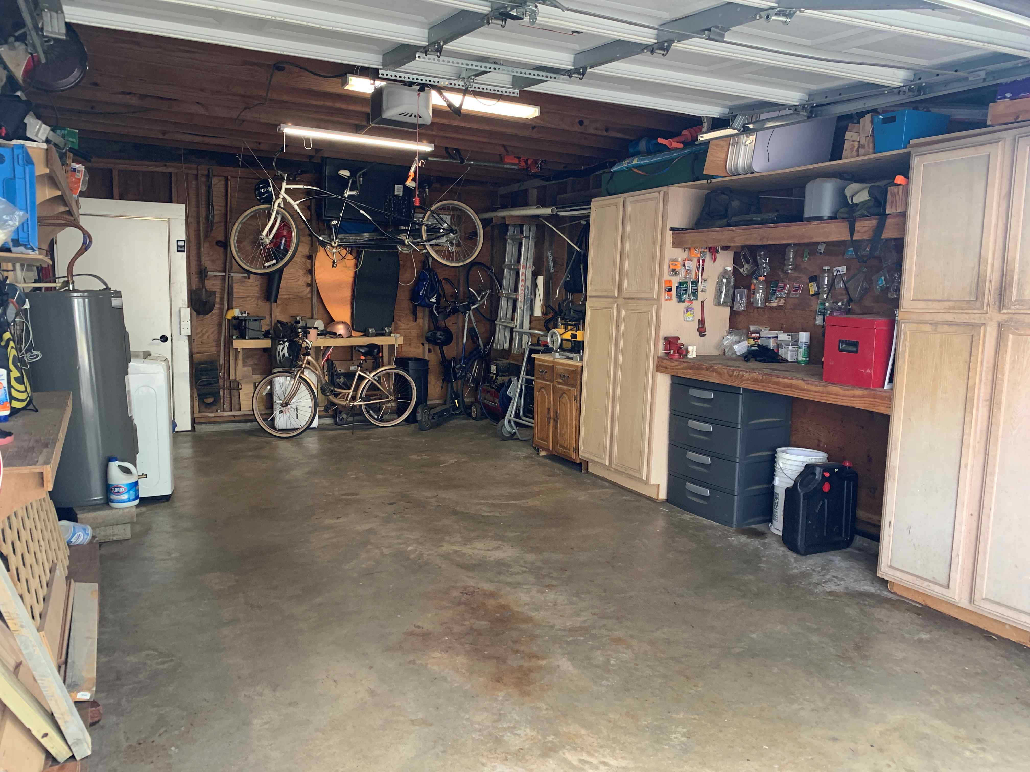 Host garage for one car - inside